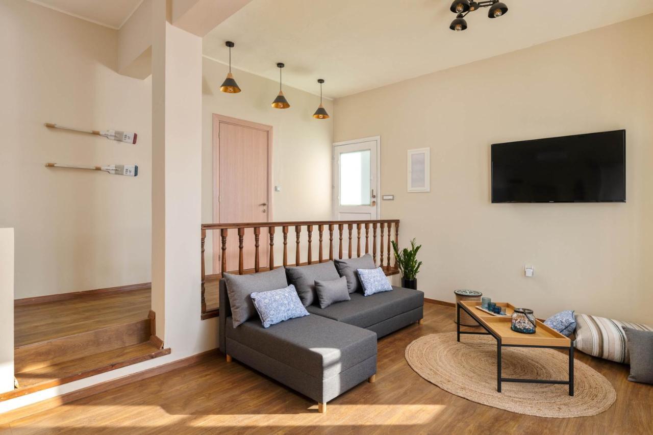 Rementzo Apartment Symi Exterior photo